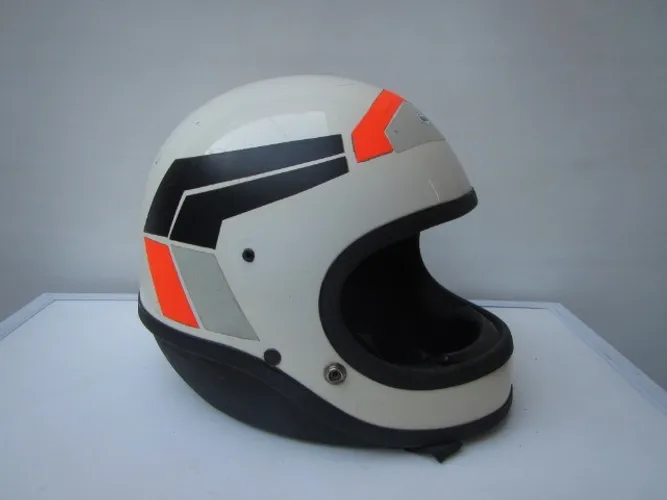 Capacete Antigo Induma tamanho P