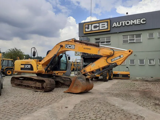 Escavadeira JCB JS200 LC 2010 