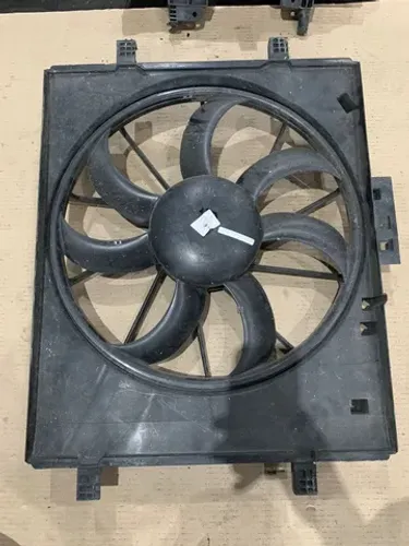Ventilador do Radiador Nissan Versa 1.6 2017 à 2019 214033hu0b