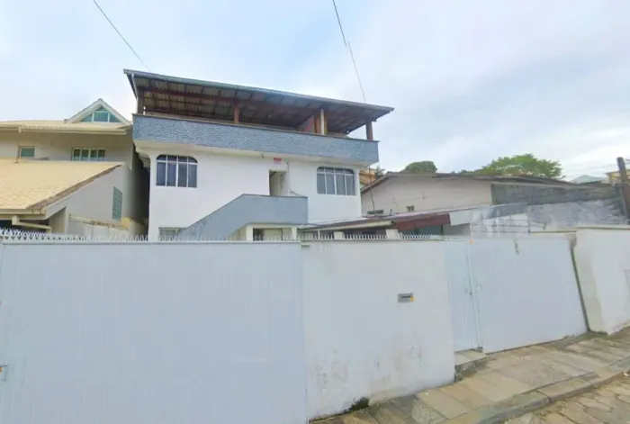 Baixou valor! Prédio com 17 apartamentos rentabilizando acima de R$ 20.000,00 comprovados 