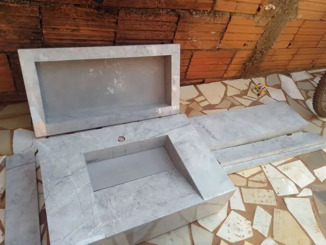 Kit Lavatório com nicho de porcelanato 