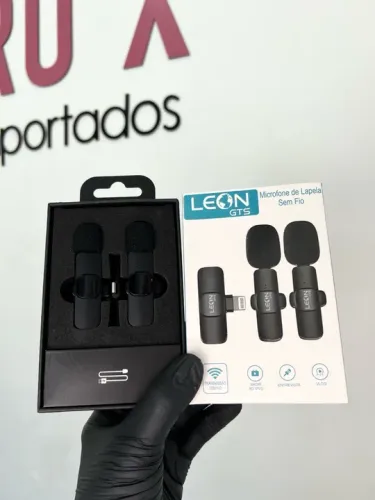 Microfone de lapela com dois microfones