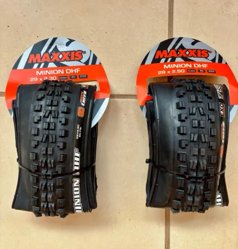 Pneus Maxxis Minion DHF 29x2.5 29x2.3