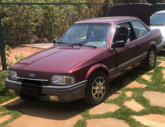 Ford Verona GLX 1.8 (modelo Antigo) 1992