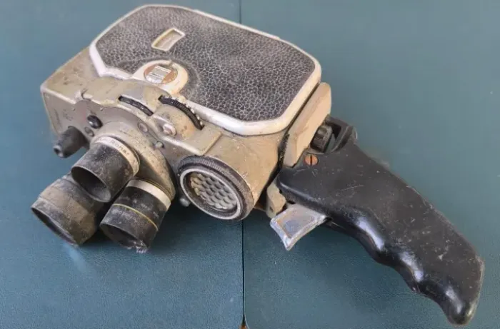 Câmera a corda Bauer 88H (alemã - anos 60)