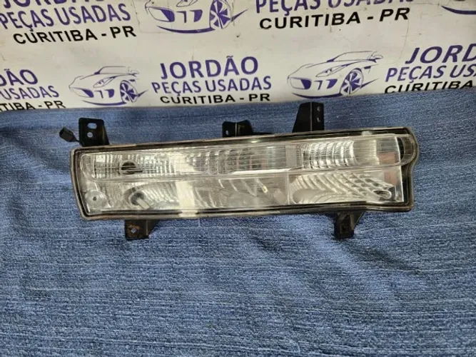 Lanterna Para-choque dianteiro Jeep Compass 2016/19 lado esquerdo 