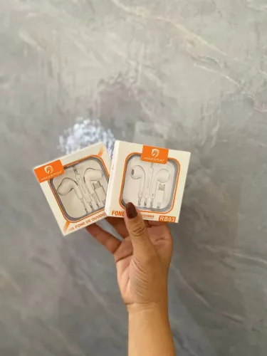 Fone de ouvido iPhone e Tipo C com fio - 