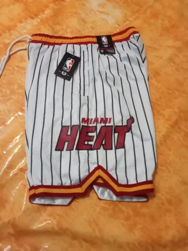 Bermundas originais importadas: Hurley, NBA e Nike.