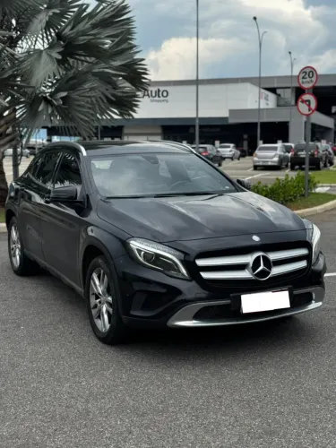 Mercedes-Benz GLA 200 Adv. 1.6/1.6 TB 16V Flex Aut. 2016