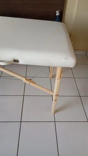 Para vender rápido!! Maca portátil LEGNO (Antares)