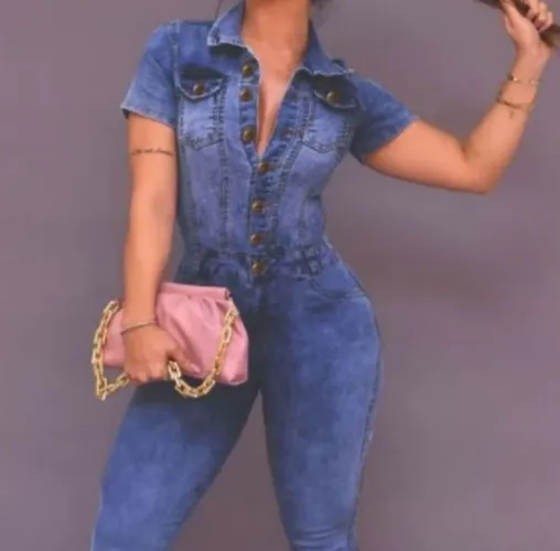 Macacão Jeans Feminino Elegante