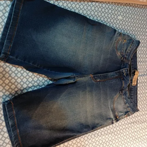 Bermuda jeans feminina
