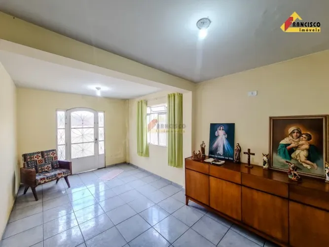 Casa à venda, 5 quartos, 1 vaga, São José - Divinópolis/MG