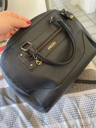 Bolsa Couro preta Arezzo 