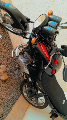 Vendo ou troco factor 125 