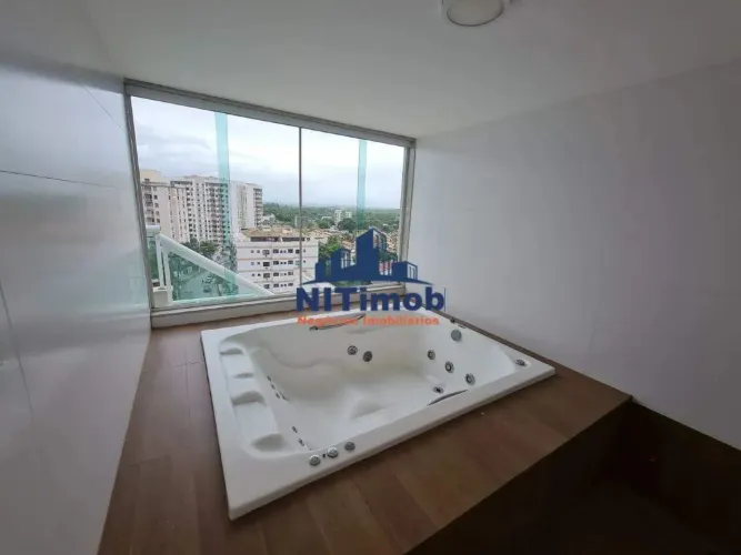 Cobertura à venda, 4 quartos, 2 suítes, 3 vagas, Centro - Itaboraí/RJ