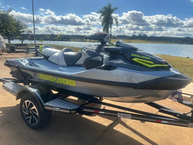 Jetski Seadoo RXT-X 325 2024