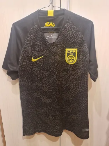 Camisa de Futebol Nike China Dragon - Tamanho M