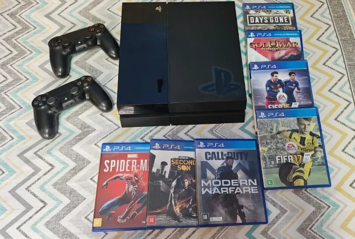 Playstation 4 fat