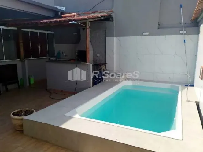 Salão de Festas com Piscina e Churrasqueira, 240 m², Rua Ribeiro de Andrade - Bangu.