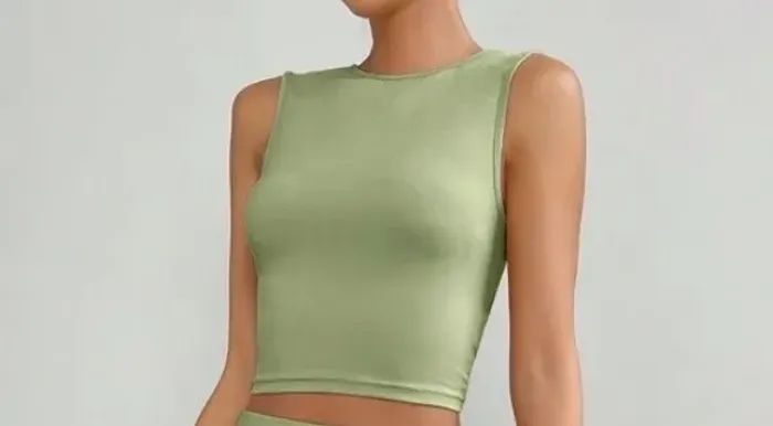 Top verde casual
