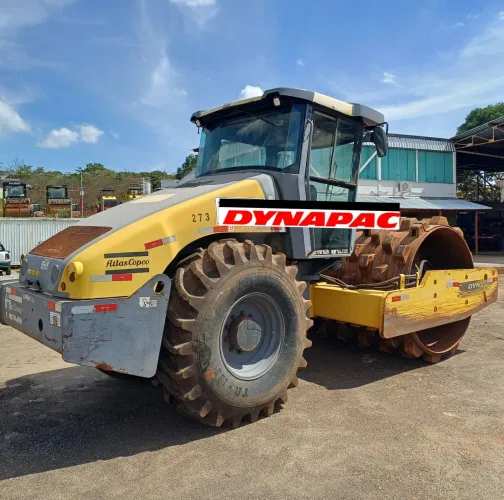 Rolo compactador Dynapac CA250 cabinada 