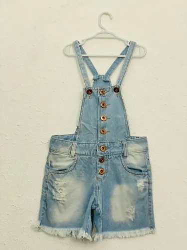 Jardineira Jeans Tamanho 10 anos Loon Bom Estado Detalhe