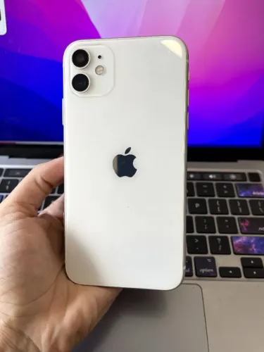 iPhone 11 de 64gb  branco 