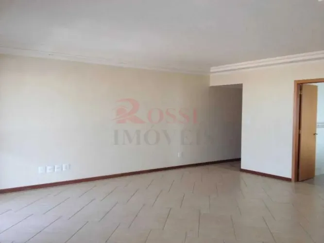 APARTAMENTO DE 3 SUÍTES - CENTRO