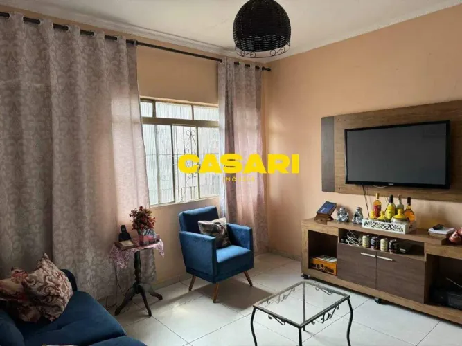 Sobrado com 3 dormitórios à venda, 271 m² - Vila Nogueira - Diadema/SP