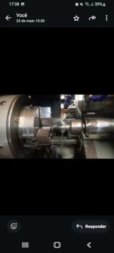 Torno cnc comando mcs produzindo