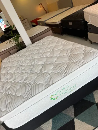 Colchão de Casal SEMINOVO COM BASE - Entrego! 