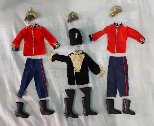 Action Man Palitoy/hasbro - Kit De Uniformes Da Guarda Real Britânica Vintage