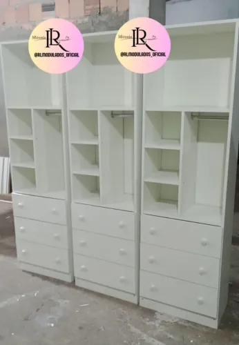 Closet na promoção. Entrega grátis