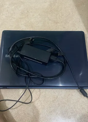 Notebook Samsung NP2704E
