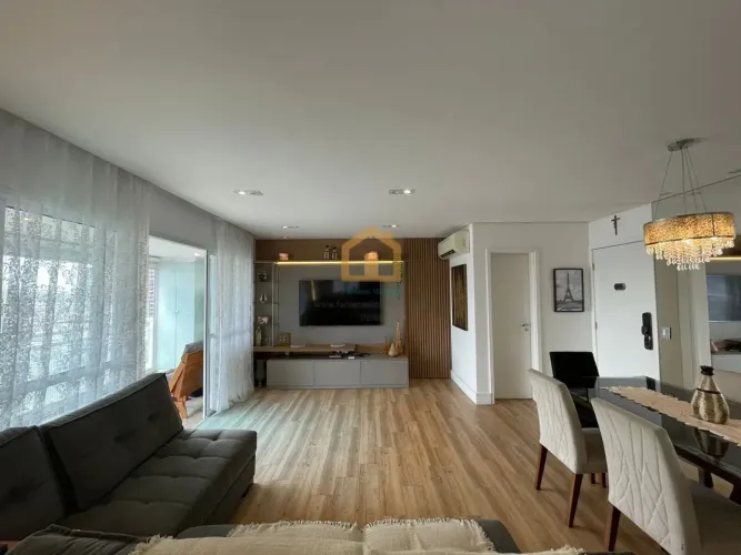 Apartamento à Venda - 4 dormitórios sendo 1 suíte - vista para o mar  Marapé, Santos/SP