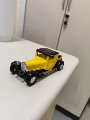 Bugatti T44 - Miniatura