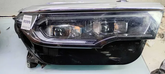Farol DIREITO Dodge Ram Rampage Laramie 2023/2024