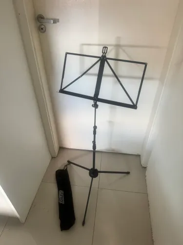 Estante de partitura RMV