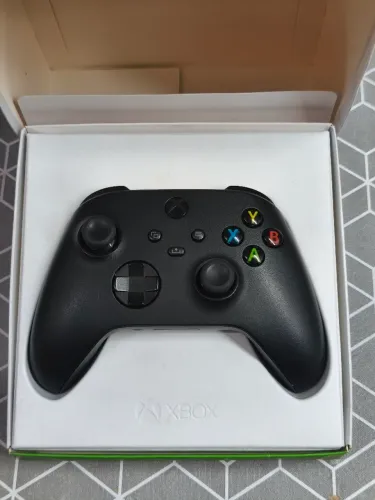 Controle Xbox Séries Carbon Black - envio pela Olx 