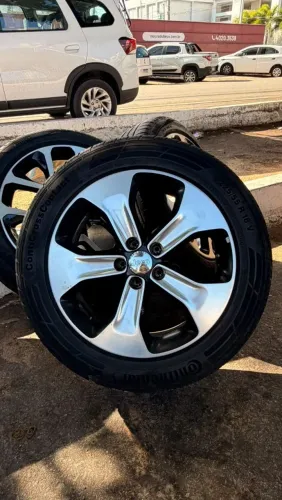 Rodas 18 com pneus do compass