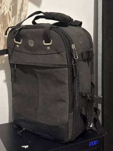 Mochila fotográfica GG Lucas Lapa com divisorias costuras reforçadas