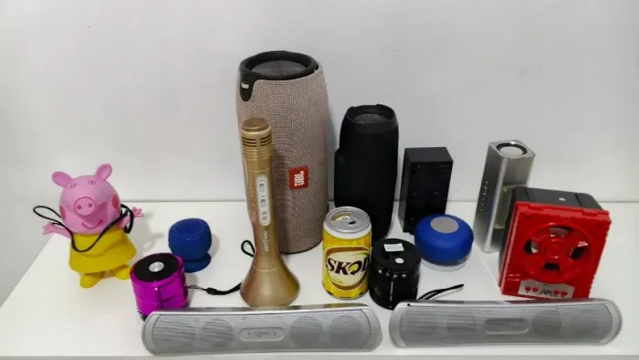 Lote caixinha de som Bluetooth e auxilar usadas.