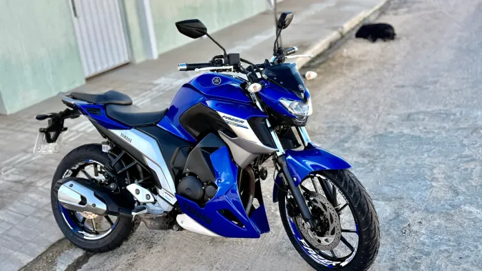 FZ25 2021 IMPECÁVEL