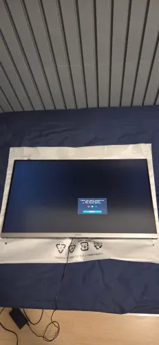Monitor Samsung 28" 4k - Defeito no botão power