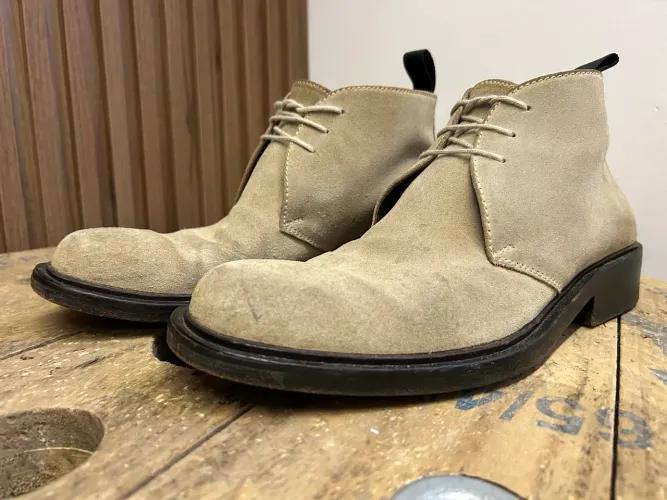 BOTA GUCCI CHUKKA SUEDE BEGE (Made in Italy)