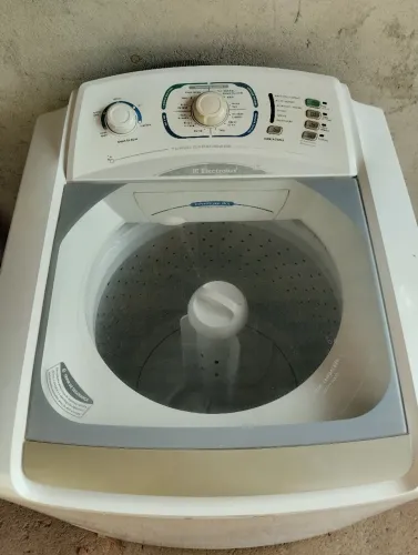 Máquina de lavar Eletrolux 15 kg