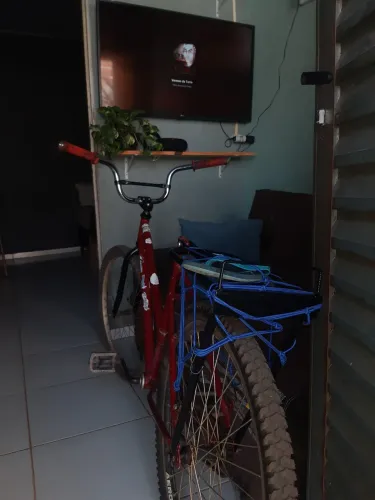 ? bike aro 26 estilo SP - Usada, peças novas - SEM FREIO ?