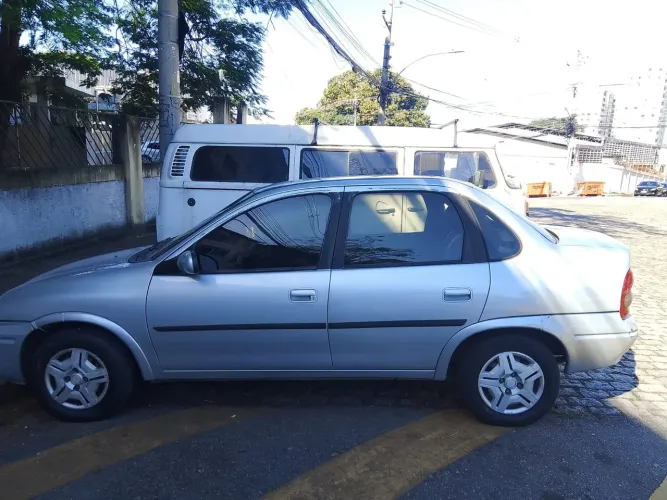 Chevrolet Classic Life/ls 1.0 VHC Flexp. 4P 2010