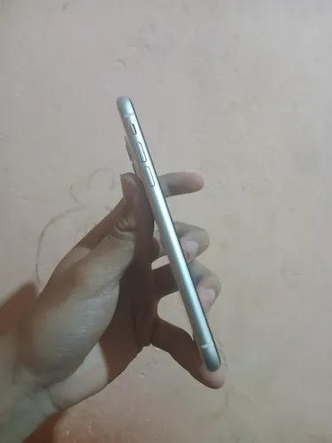 iPhone 11 128gb branco bateria substituída 